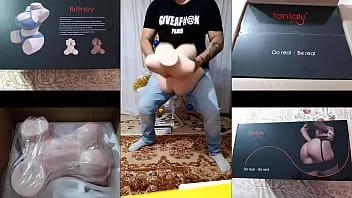 চালান ব্রিটনি বিশাল মাই সেরা বাস্তববাদী পুতুলের ভূমিকা