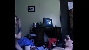 Afspelen Mijn vriend vernielt de kamer van de ouders en neukt me hardcore - volledige video in de reactie