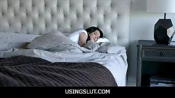 تشغيل Usingslut - صغيرة في أي وقت ربيبة في سن المراهقة يمكن استخدامها لأبي و - روز وينترز ، أليكس جيت ، مايك مانشيني
