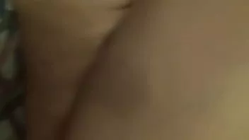 播放 肛交与饼大屁股成熟的熟女