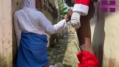 play Noel Baba ile Noel Orgy: Filthy Slut Gets Fucked tarafından büyük bir siyah horoz açık havada