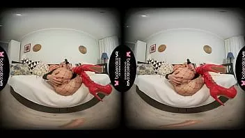 Reproducir Solo rubia, cherry aleksa se masturba de nuevo, en vr