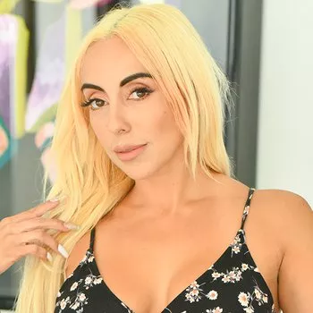 Porno Yıldızı Kylie Kingston