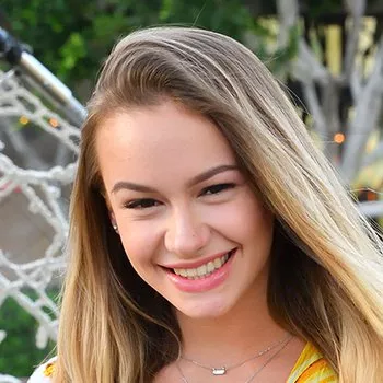 Gwiazda porno Naomi Swann