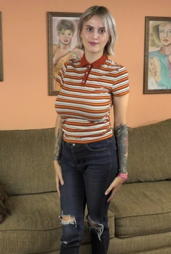 Porno Yıldızı Tina Ray