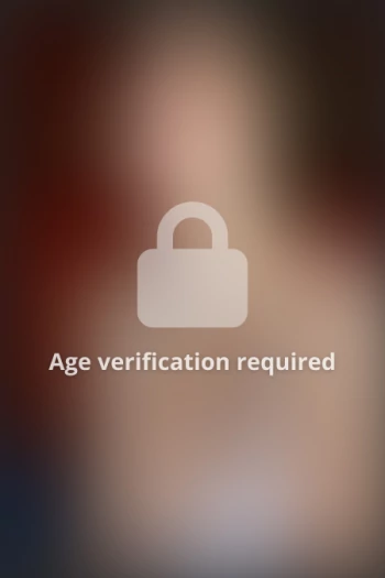 Pornstar Yanks Amber